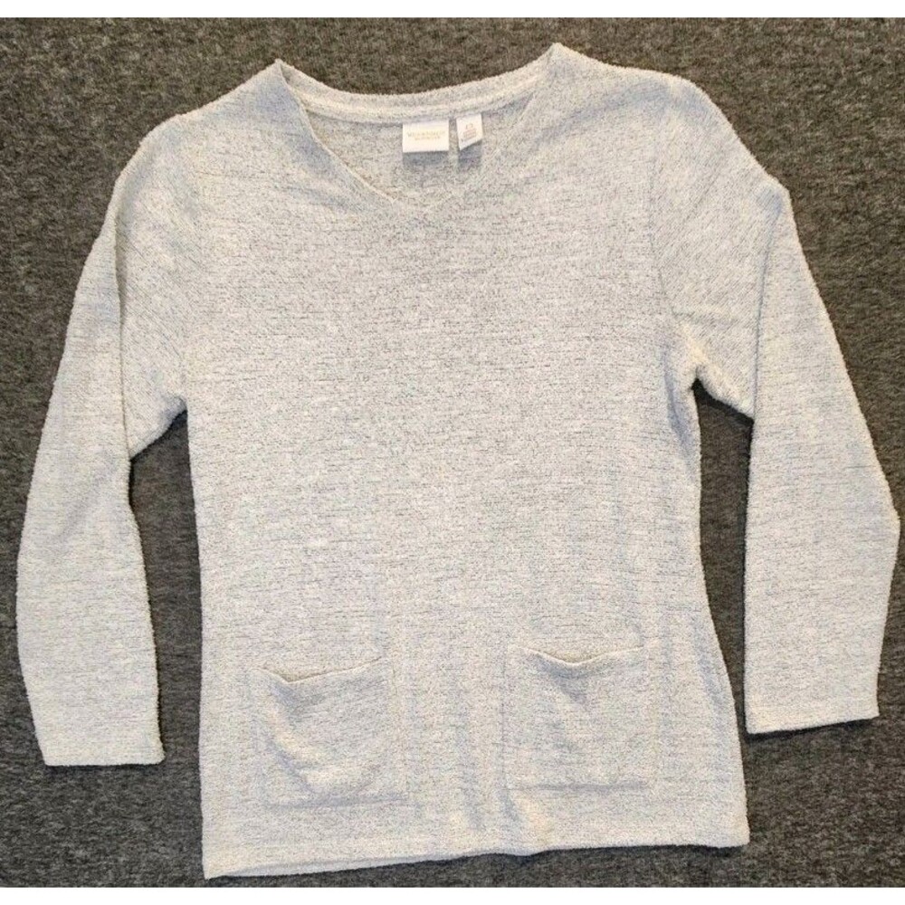 Weekends By Chicos Small Size 0 Top Tunic Light Gray Measurements in Description